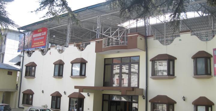 Отель Treebo Trend Mussoorie Club Дехрадун Экстерьер фото