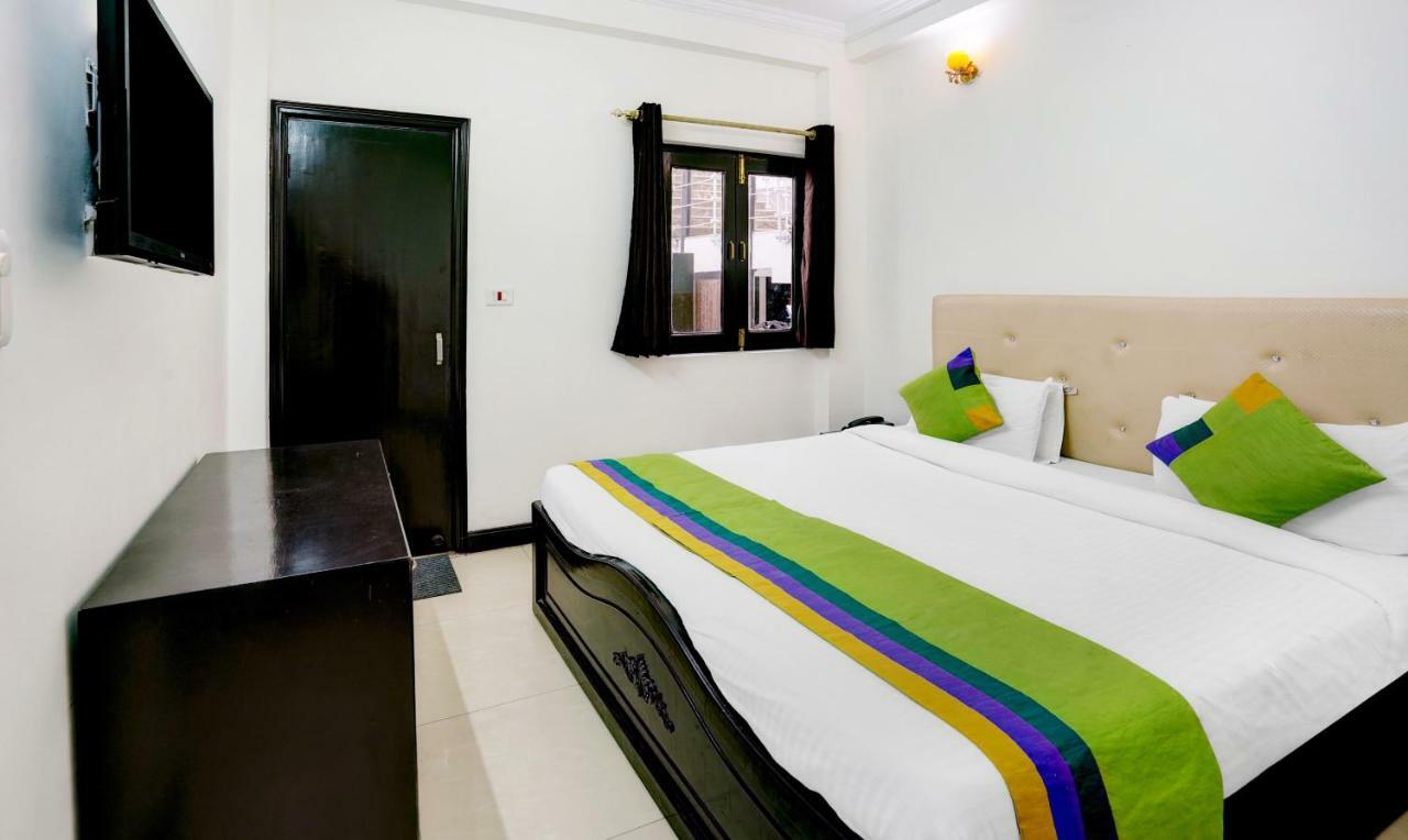 Отель Treebo Trend Mussoorie Club Дехрадун Экстерьер фото